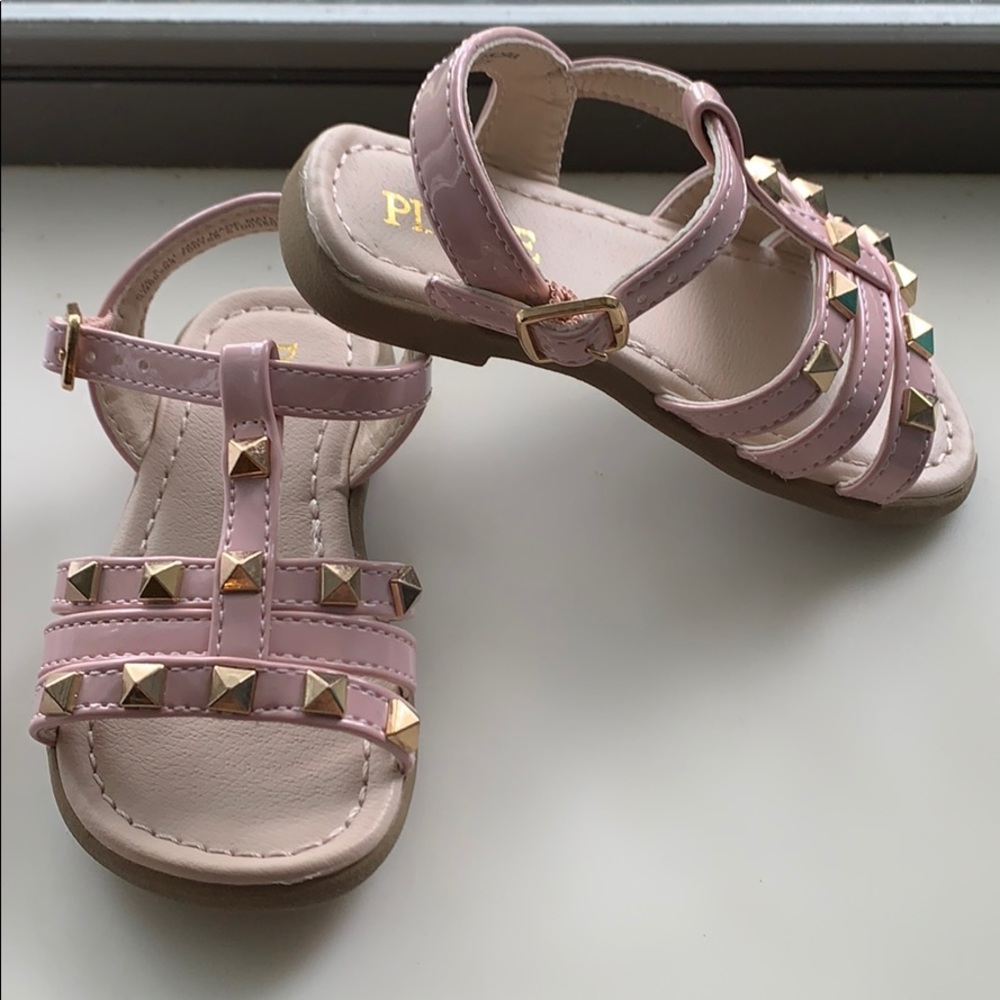 Toddler strappy sandals